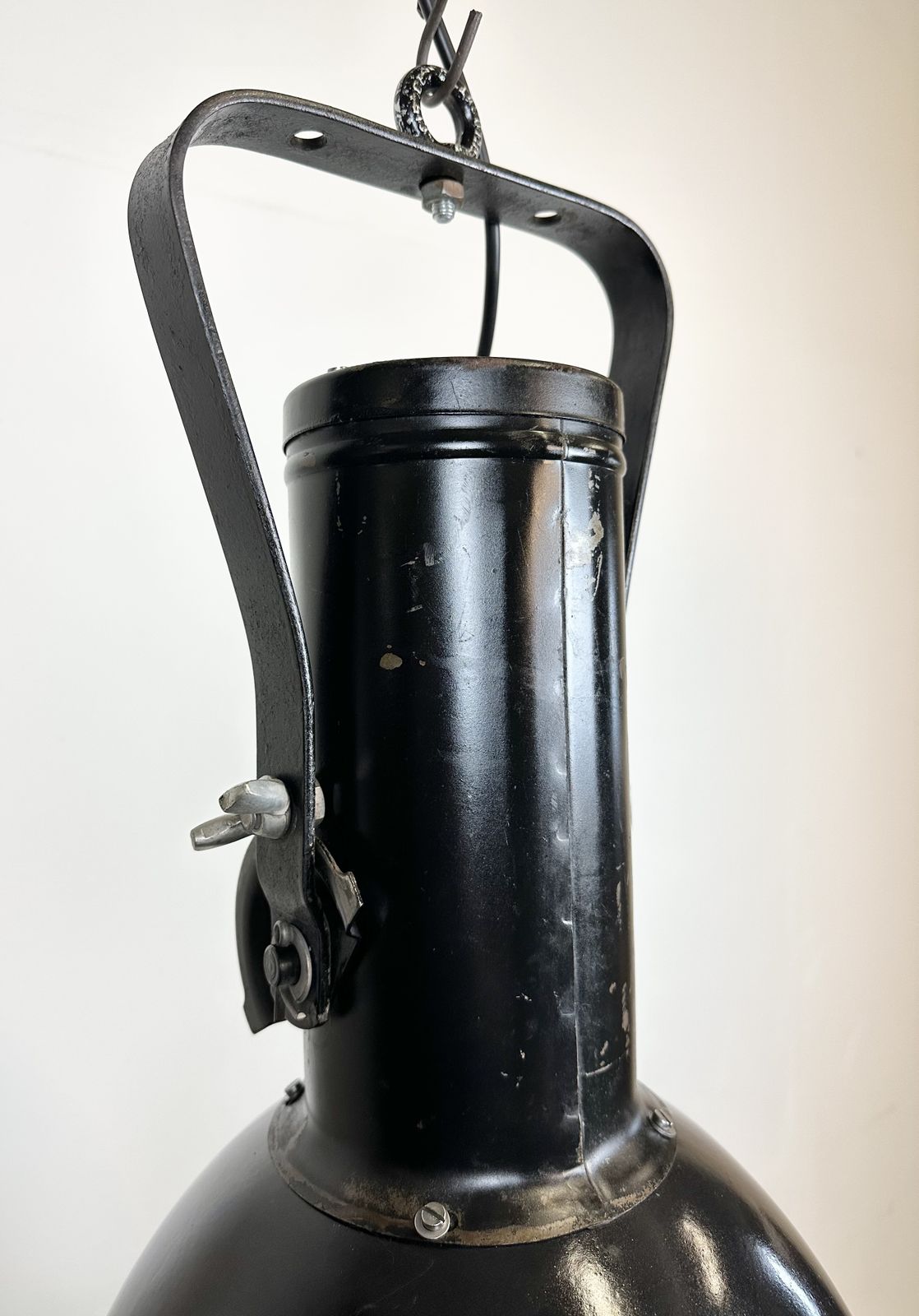 Industrial Black Enamel Factory Spotlight With Convex Glass Cover, 1960s, 5x photo vinterior