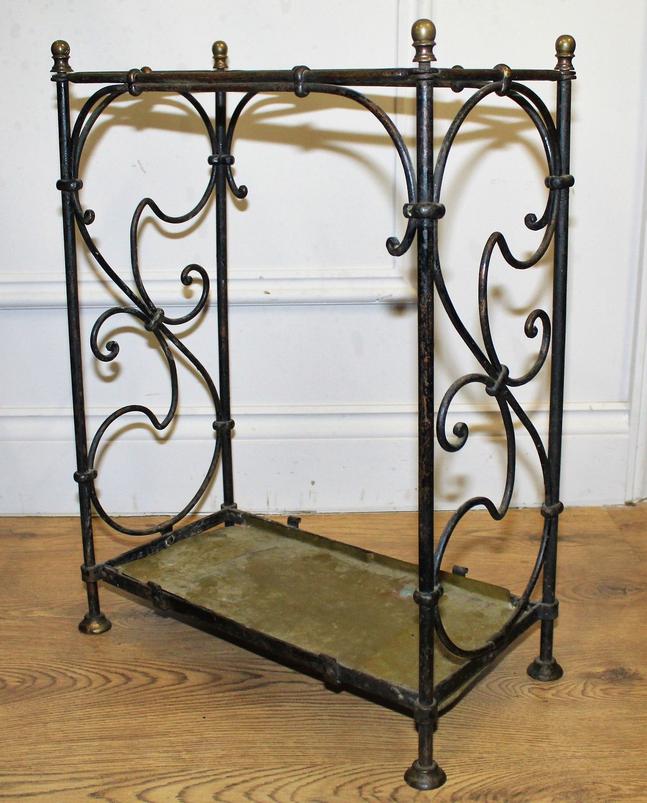 Victorian Antique Umbrella Stand Wrought Iron Vintage Industrial Decor Stick Metal Hallway Storage Rack