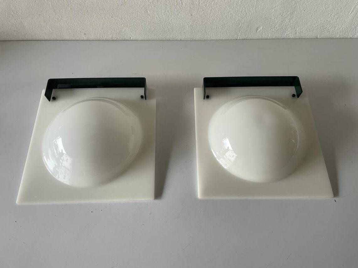 Italian Plexiglass Excellent Bubble Design Pair Of Wall Lamps 1960s Italy photo for sale