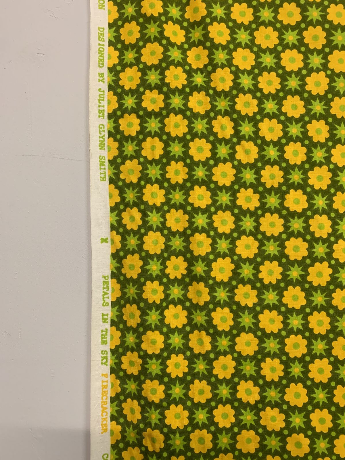 Original 1960's Juliet  Glynn Smith For Conran, Cotton Fabric, Petals In The Sky Design, 250cm Length. photo Textiles