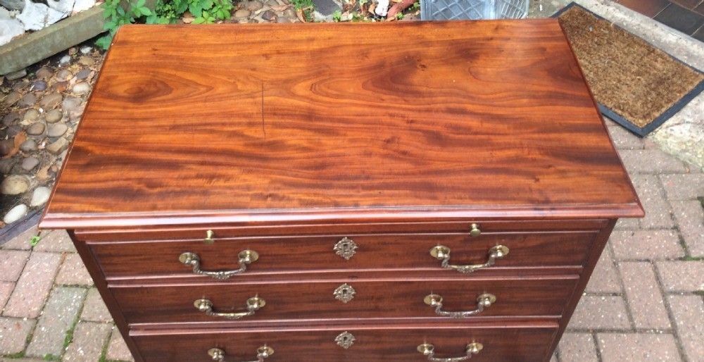 Superb, Small, Georgian, Mahogany, Chest Of Drawers With Brushing Slide photo for sale