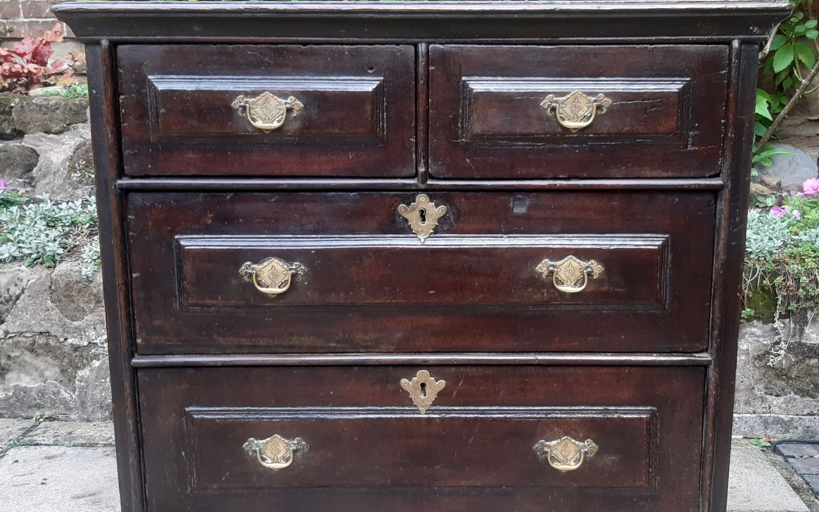 17th Century Oak Chest Of Drawers photo vinterior