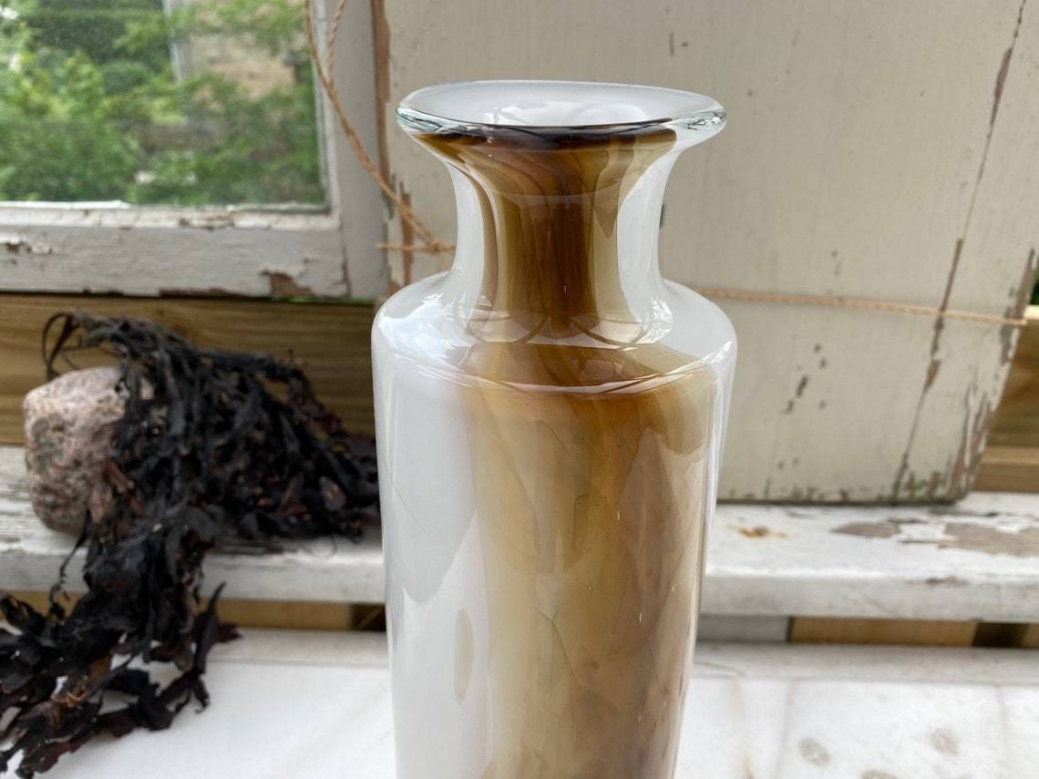 Art Glass Vase By Per Lutken For Holmegaard, From The Cascade Series In The 1970s, White Opal Glass With Earthern And Pink Color Tones photo Home Decor