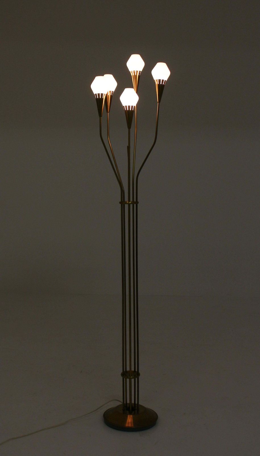 photo vinterior Swedish Floor Lamp In Brass And Opaline Glass By Böhlmarks, 1950s