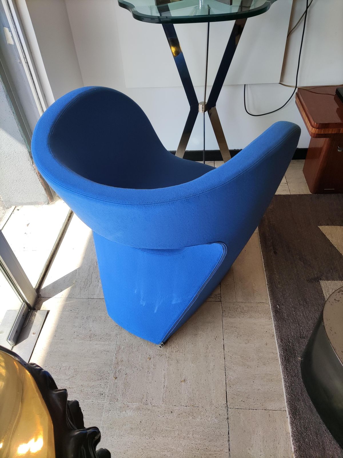 photo furniture Ron Arad, Victoria And Albert Moroso Armchair