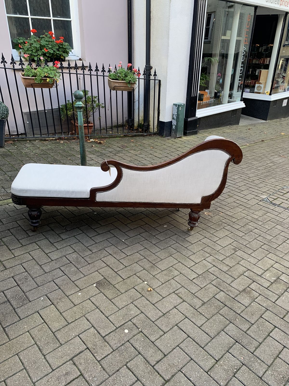 A Country House Regency Mahogany Chaise Lounge photo furniture