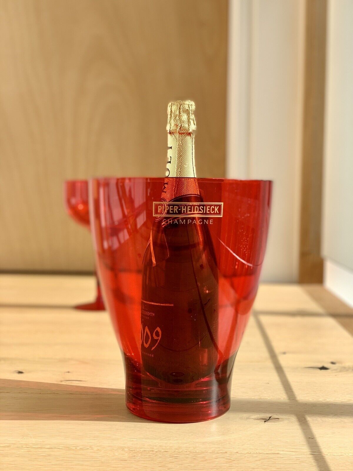 Red Acrylic French Piper Heidsieck Champagne Ice Bucket & Giant Glass photo Home Decor
