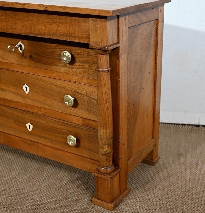 photo furniture Master's Chest Of Drawers In Solid Walnut, Empire Period, Early 19th Century