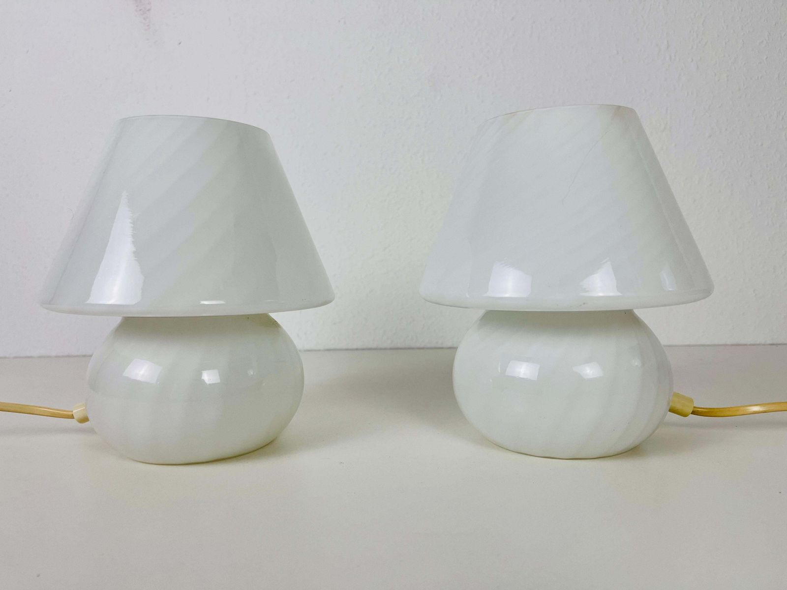 Pair Of Vetri D‘Arte Murano Glass Mushroom Table Lamps, Italy, 1970s photo furniture