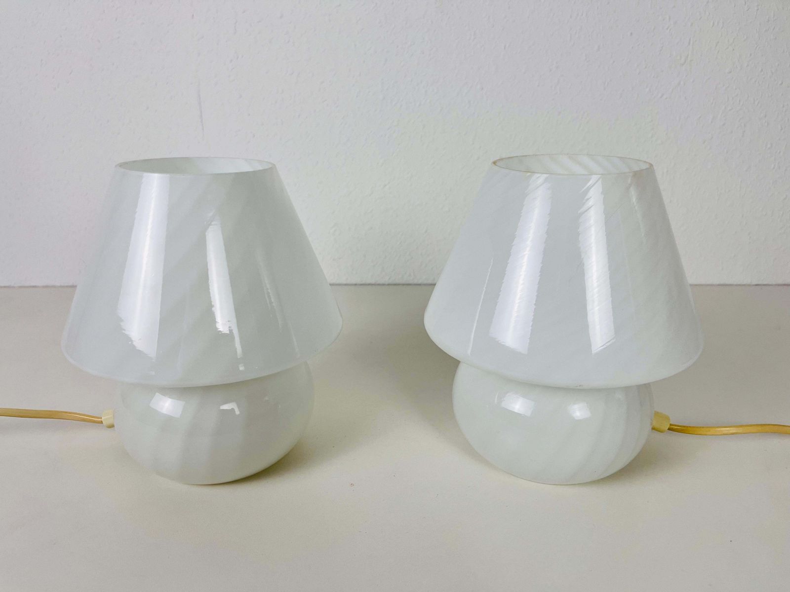 Pair Of Vetri D‘Arte Murano Glass Mushroom Table Lamps, Italy, 1970s photo Lighting