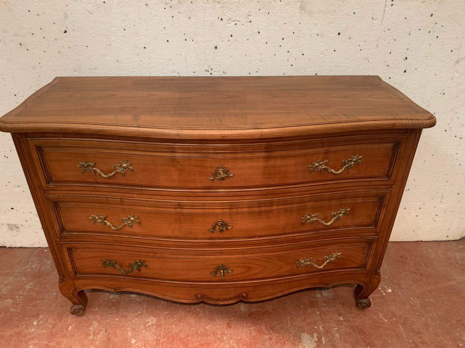 Chest Of Drawers With Curved Facade In The Provençal Style Of The 20th Century photo buy