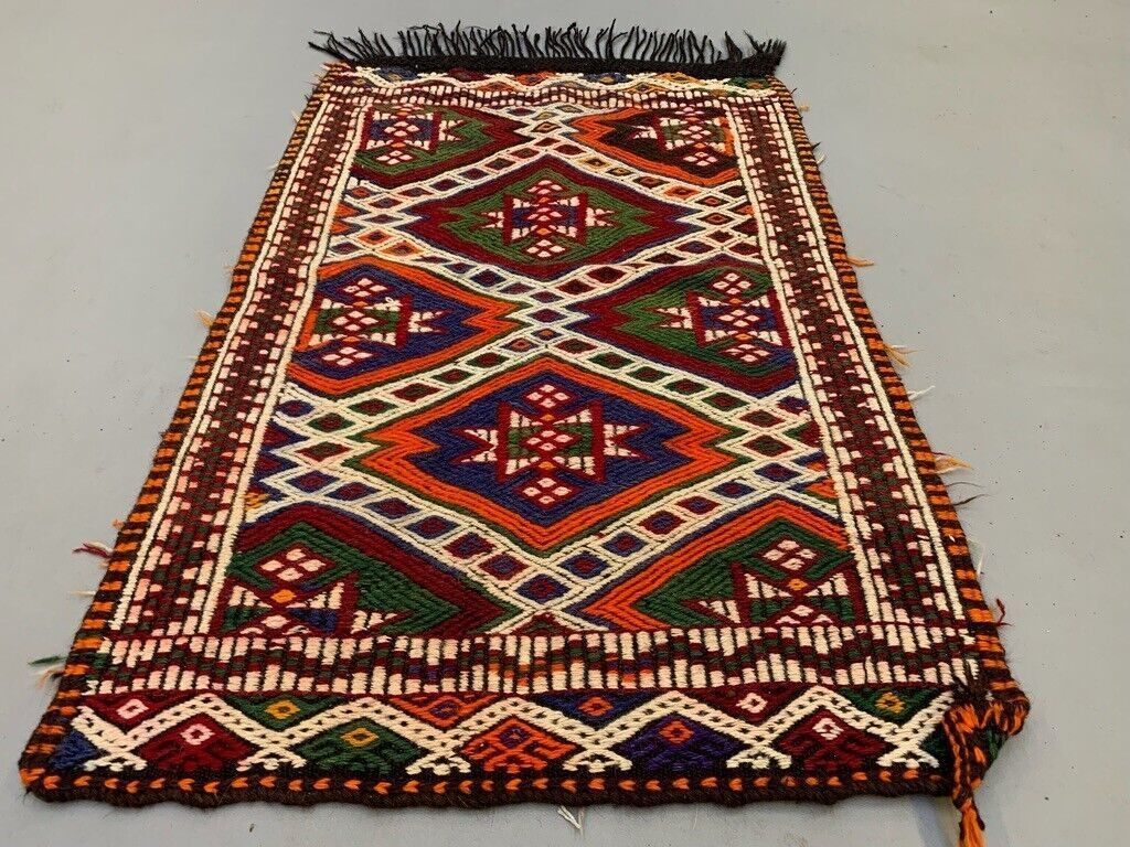 Small Vintage Turkish Kilim Rug 118x75 Cm Wool Kelim photo furniture