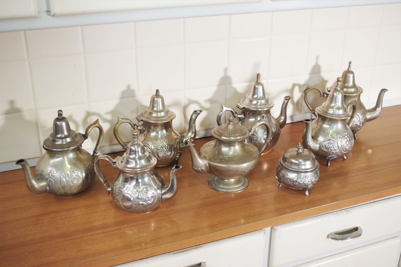 Home Decor Arabic Teapot Set 8 Pieces, Morocco 50s photo