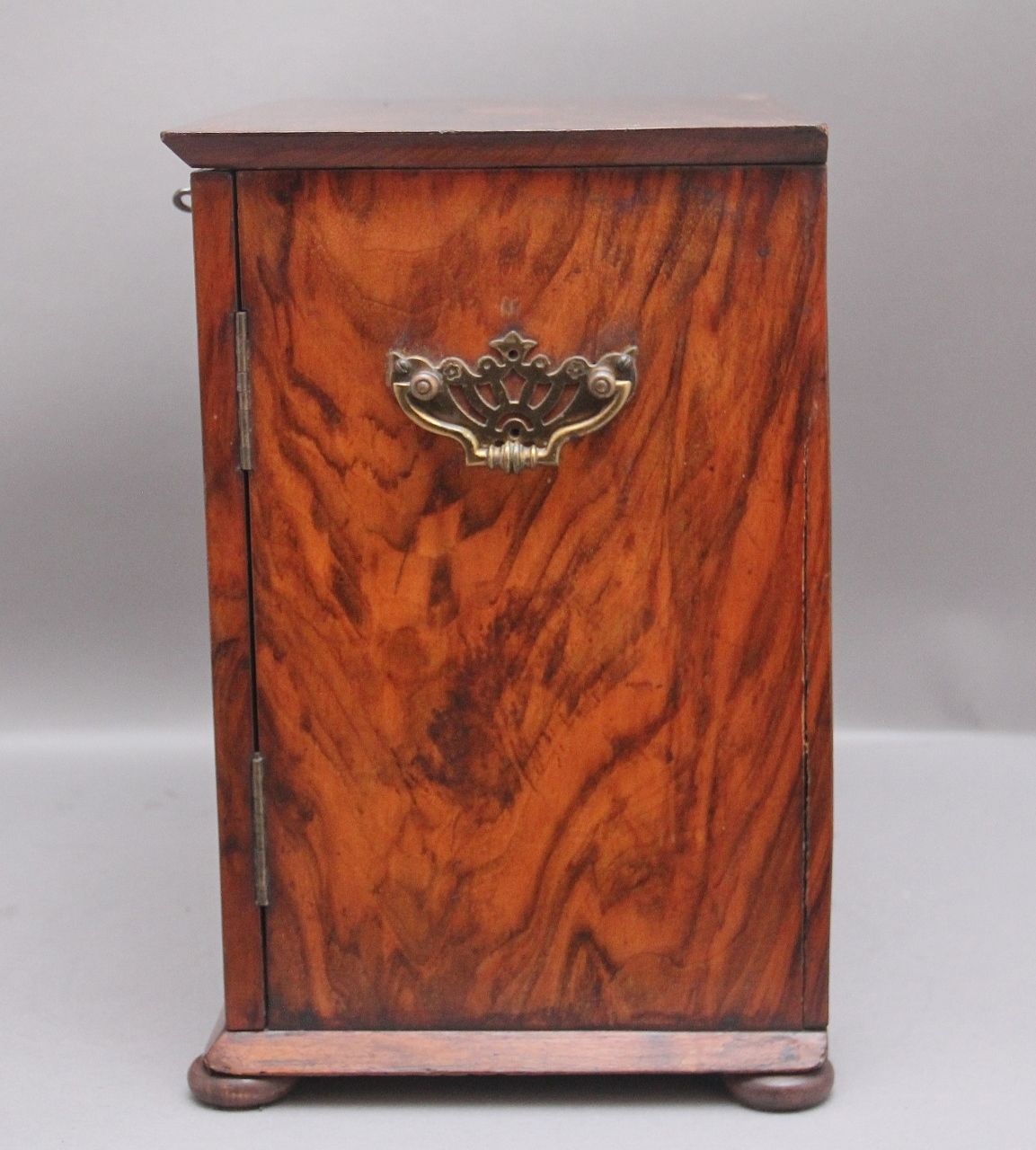 photo furniture 19th Century Walnut Table Cabinet