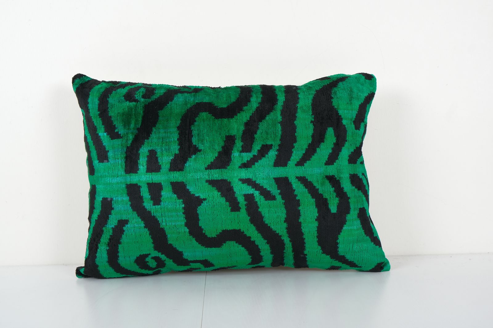 Green Tiger Ikat Velvet Pillow, Handloom Silk Lumbar Cushion Cover, Animal Pattern Velvet Lumbar Pillows, Boho Pillow 16'' X 22''