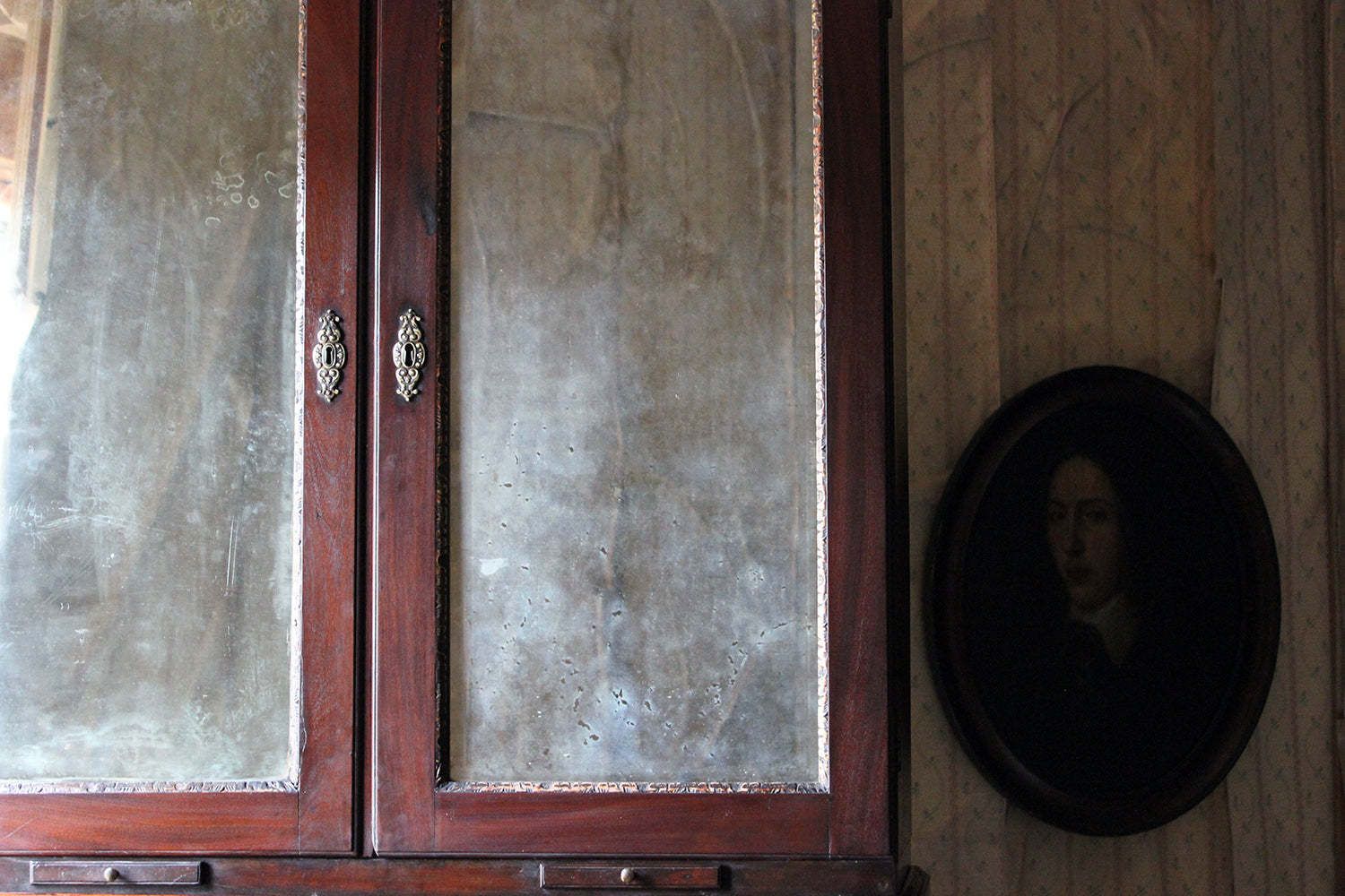 A Fine Quality Irish George II Mahogany Bureau Bookcase C.1740 50