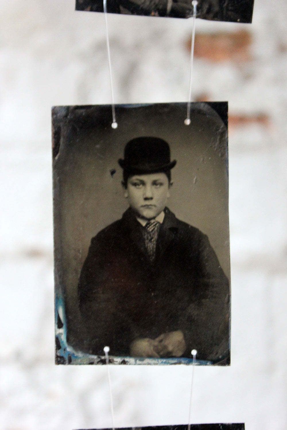 Remember Us  A Vast Collection Of 150 19thc Tinplate Portrait Photographs C.1850 1900 photo vintage
