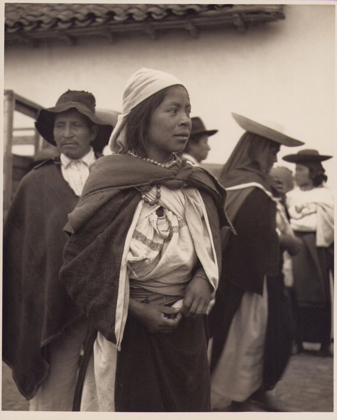 Hanna Seidel Ecuador, Woman, Black And White Photograph, 1960s, 21.4 X 17.3 Cm Ca. 1960s