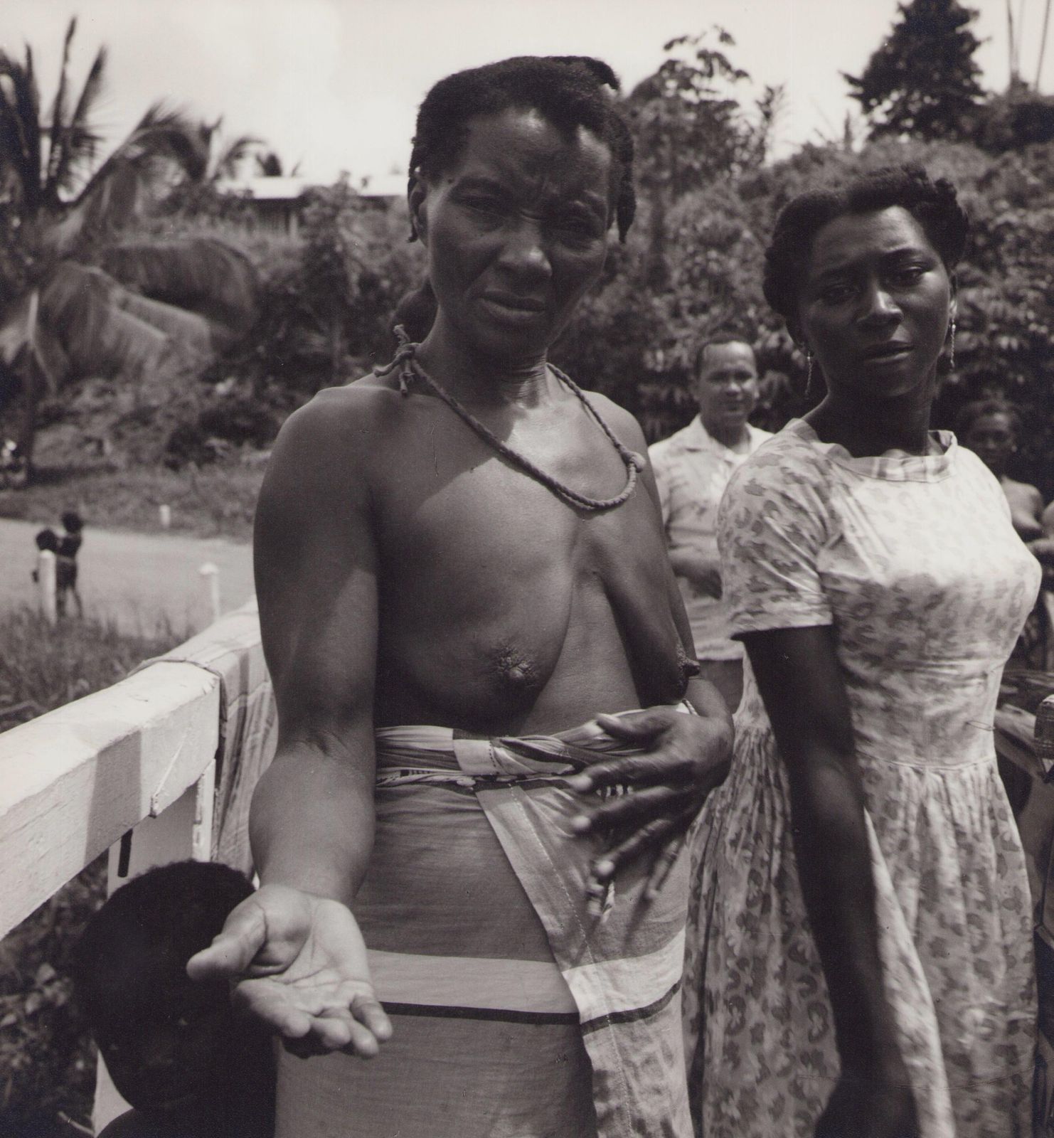 Hanna Seidel Suriname, People, Village, Black And White Photograph, 1960s, 26.1 X 24.1 Cm Circa 1960s