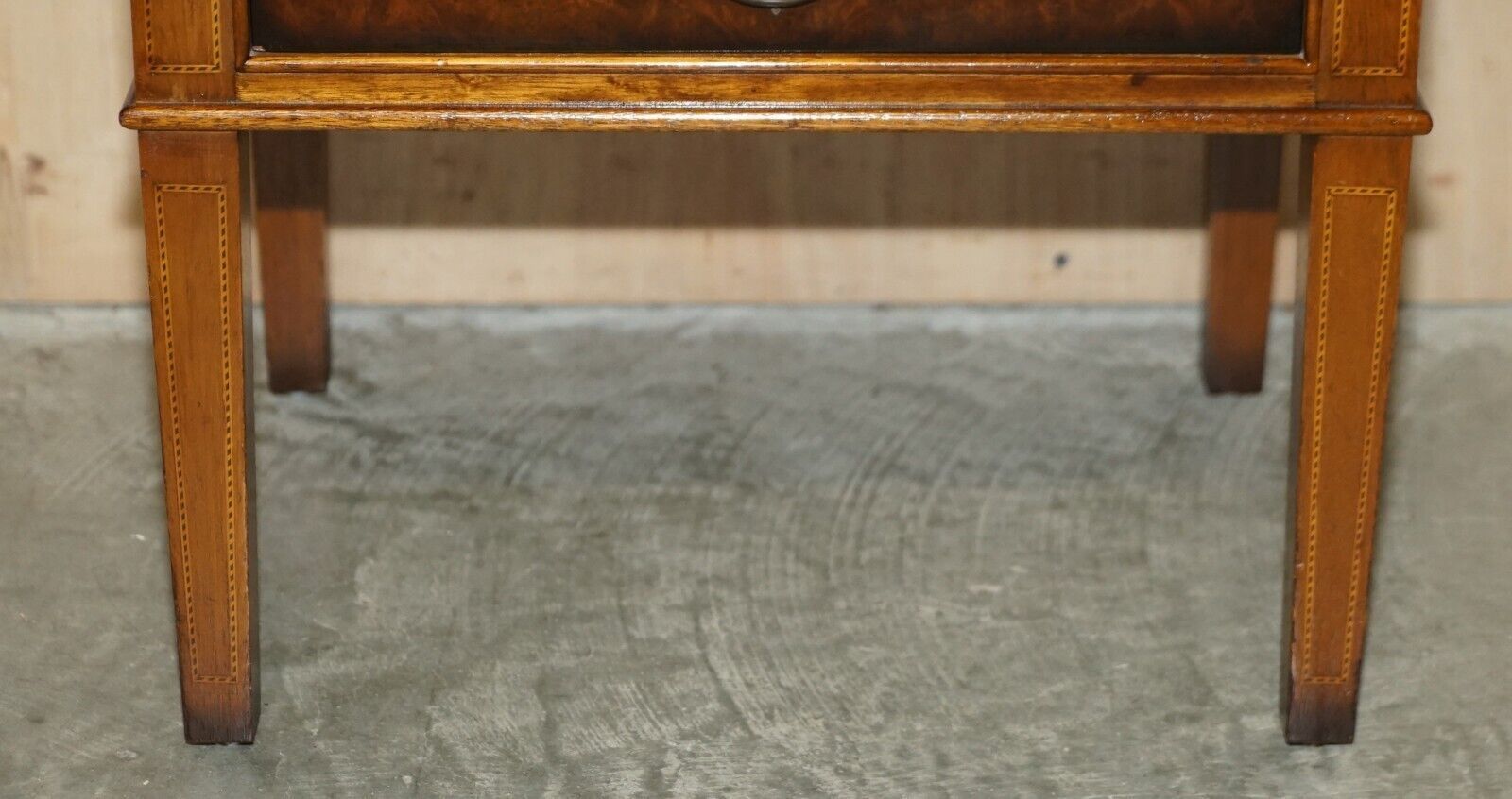 Pair Of Mid Century Modern Andrew Thompson Burr Walnut Side End Bedside Tables photo 1350.0