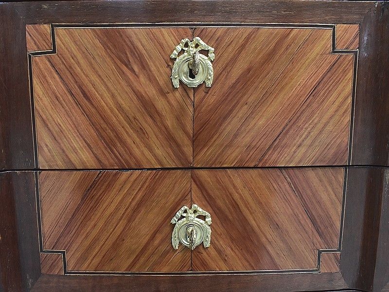 photo vinterior Chest Of Drawers In Marquetry Transition Louis XV / Louis XVI – 1st Part 19th Century