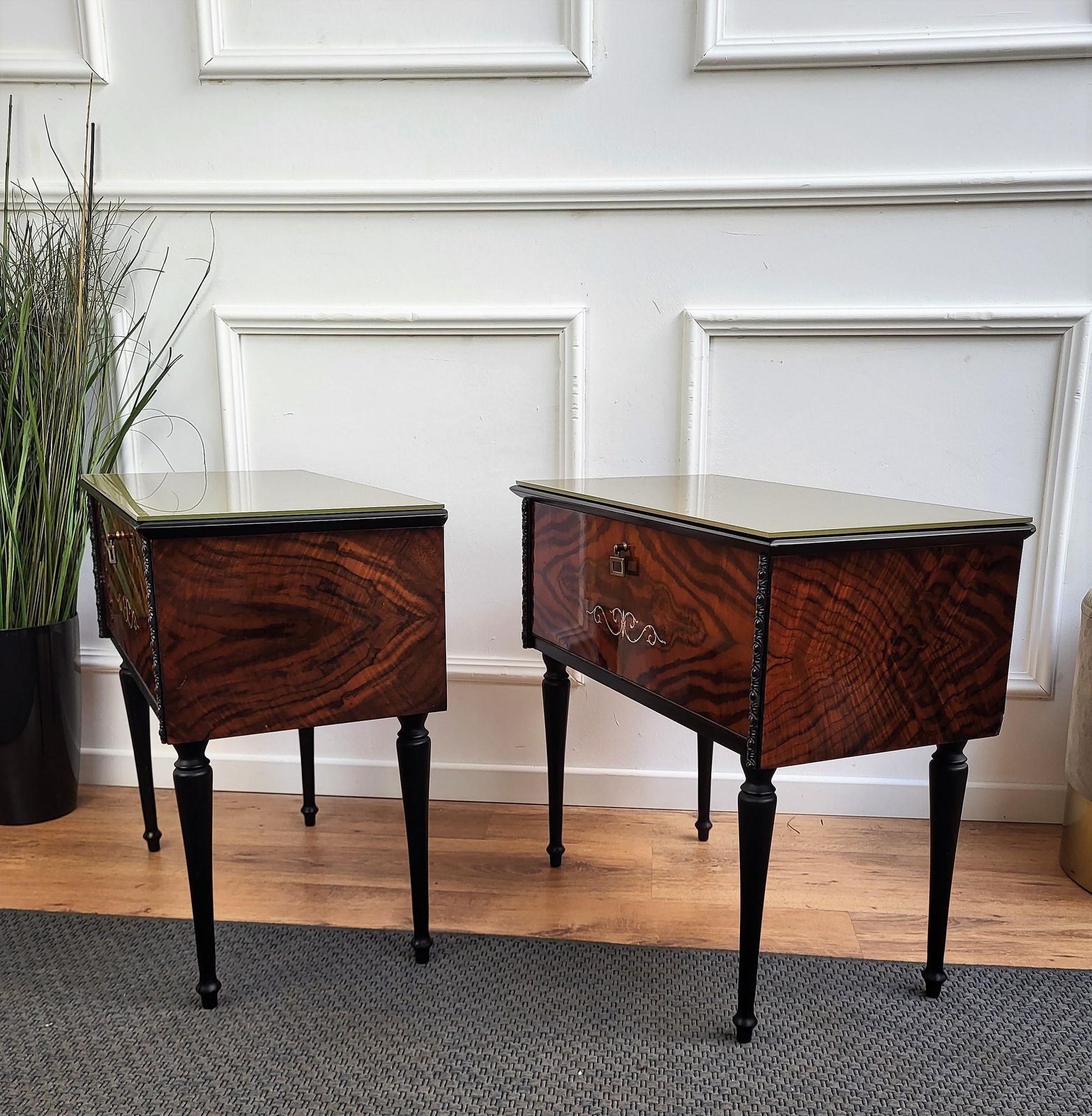 Pair Of Italian Midcentury Art Deco Nightstands Bedside Tables Walnut Glass Top photo vinterior
