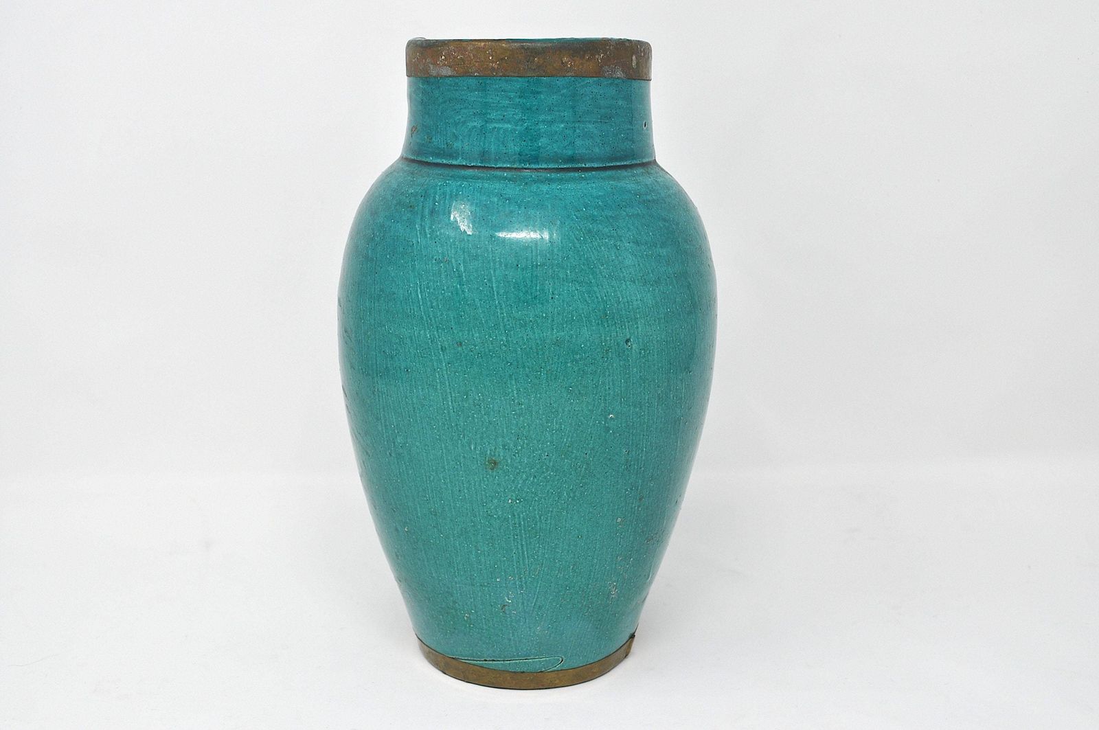 Turquoise Vase, Antique Asian photo furniture