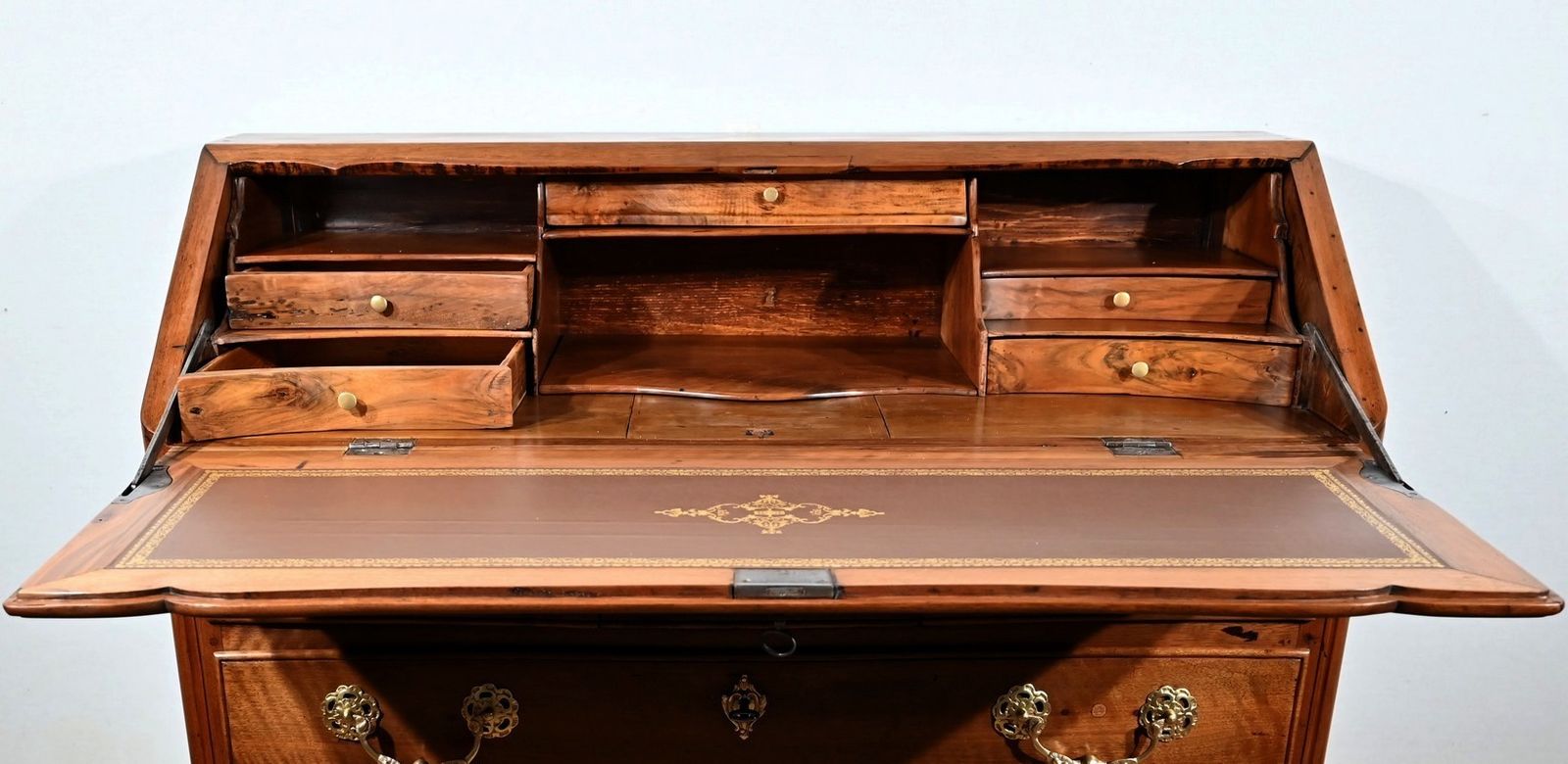 photo vinterior Scriban Chest Of Drawers In Walnut, Louis XV Period   18th Century