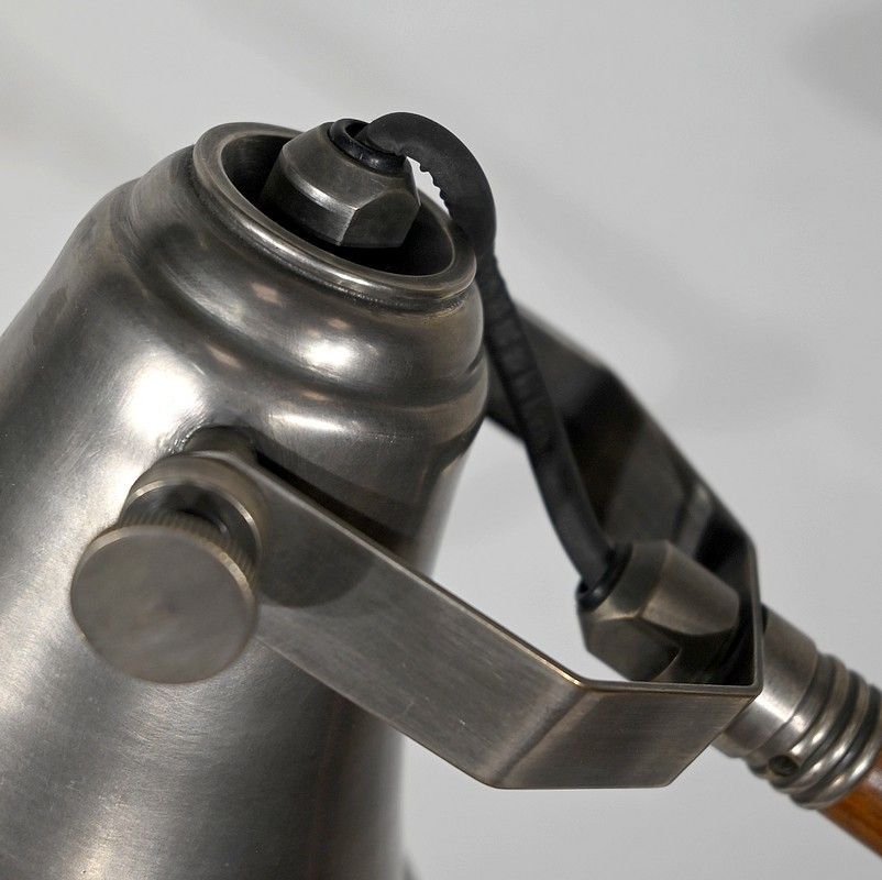 photo vinterior Articulated Arm Lamp In Metal And Wood, 1920s