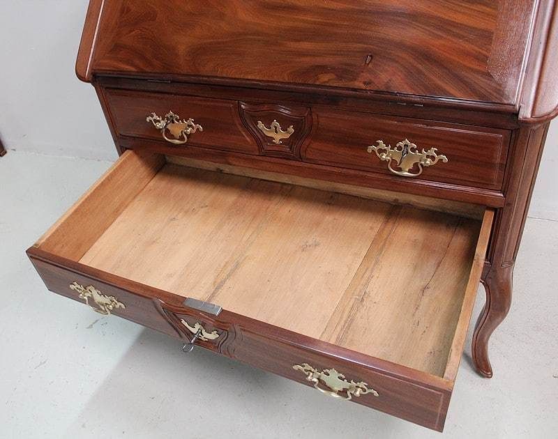 Shipowner's Desk In Mahogany, Nantes Region, Louis XV Period   18th Century photo Furniture