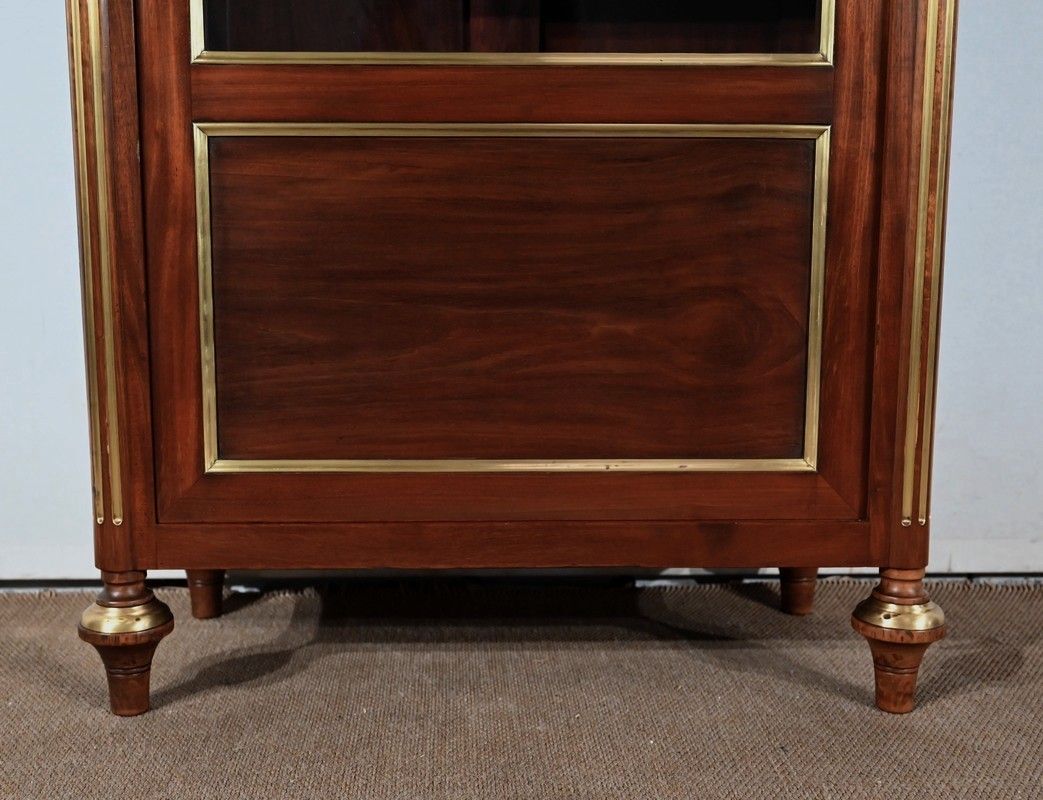 Furniture Small Mahogany Showcase, Louis XVI Style, Late 19th Century photo