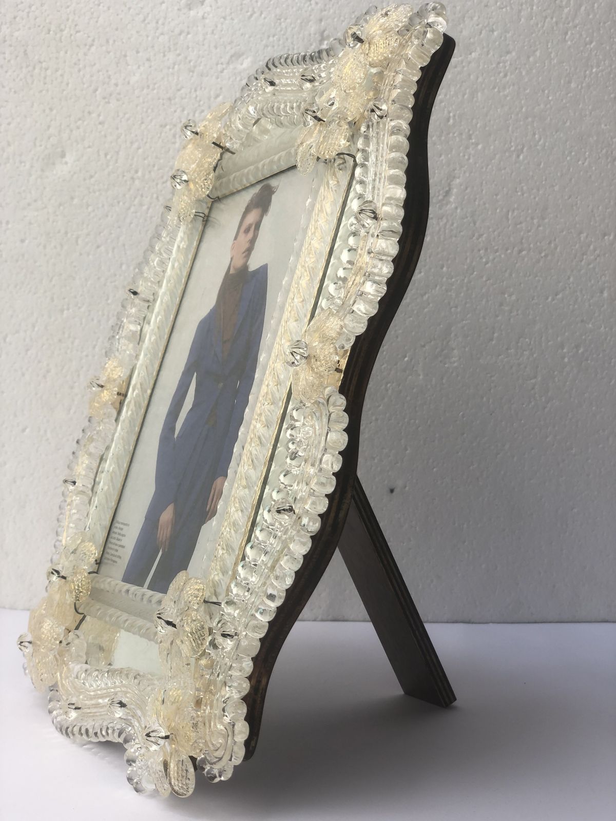 Transparent And Gold Murano Glass Photo Frame With Flowers. photo vinterior