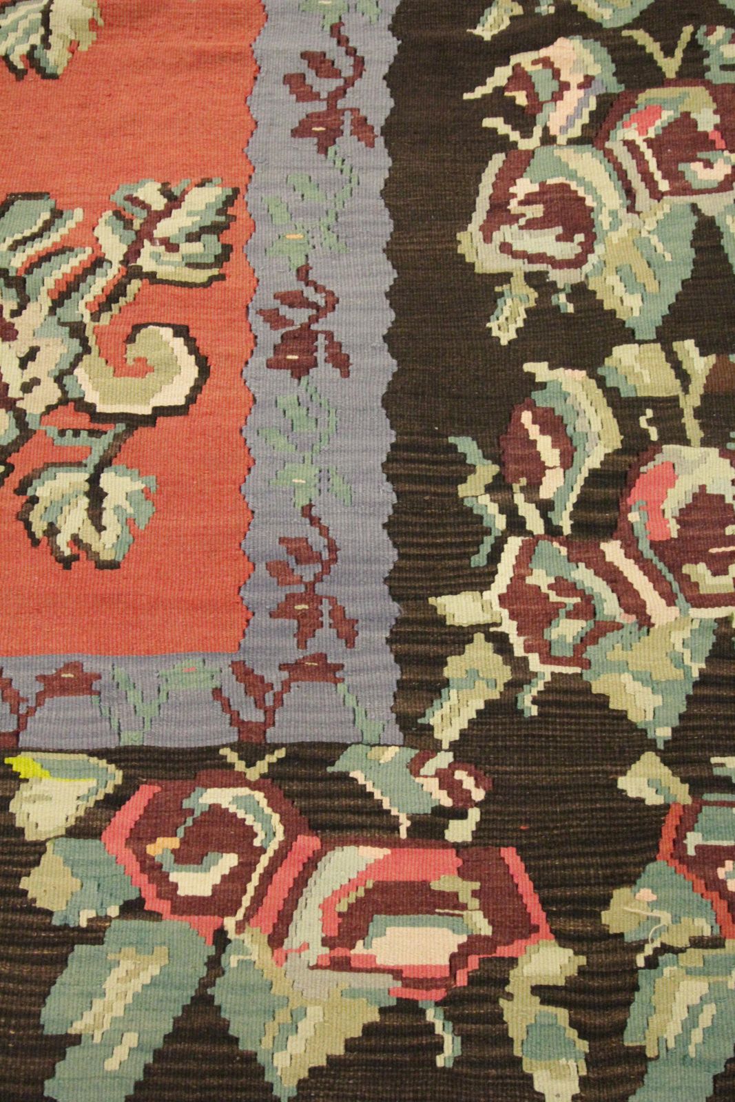 Traditional Floral Wool Kilim Handmade Rug Antique Living Room Area Rug photo for sale