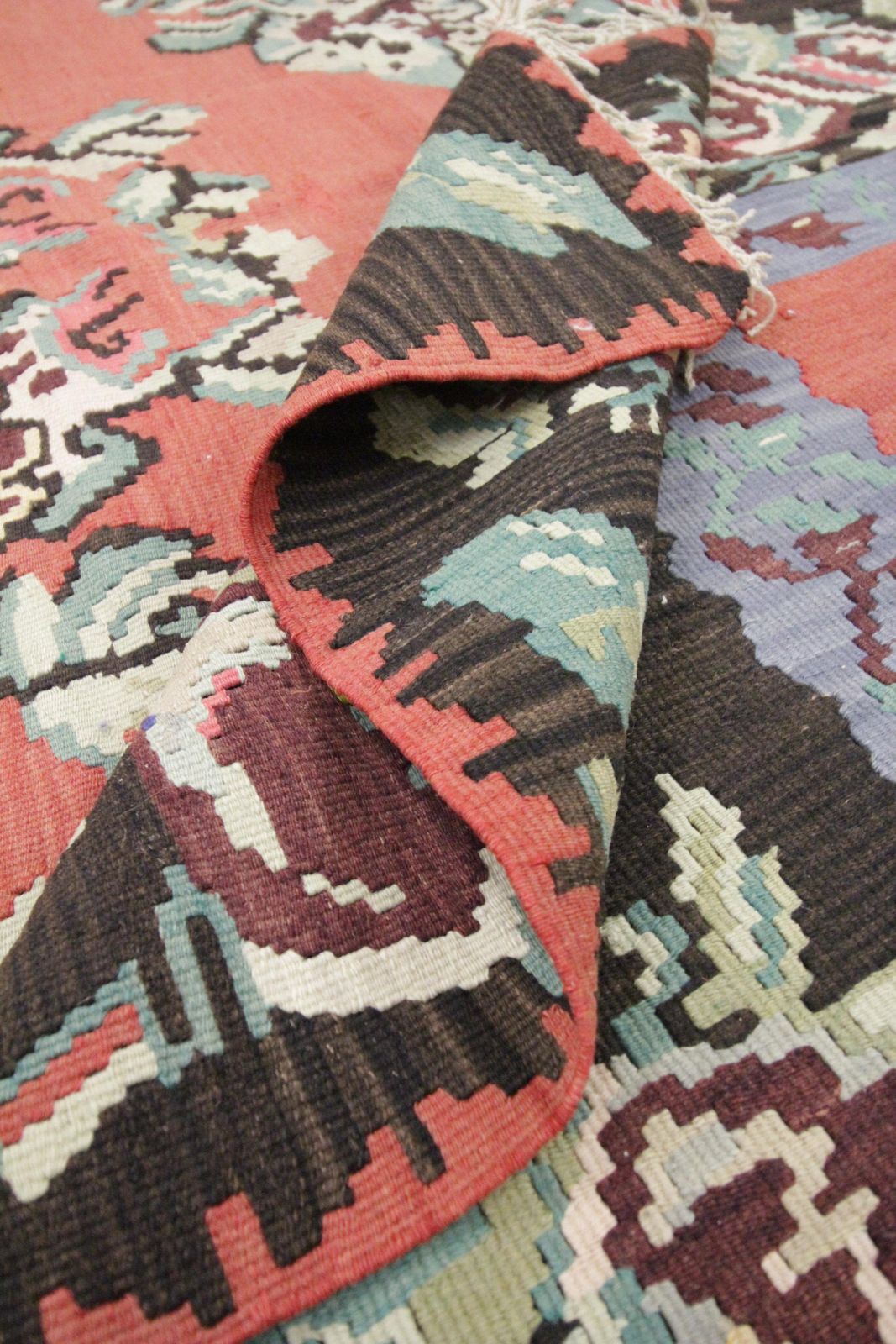Traditional Floral Wool Kilim Handmade Rug Antique Living Room Area Rug photo vinterior
