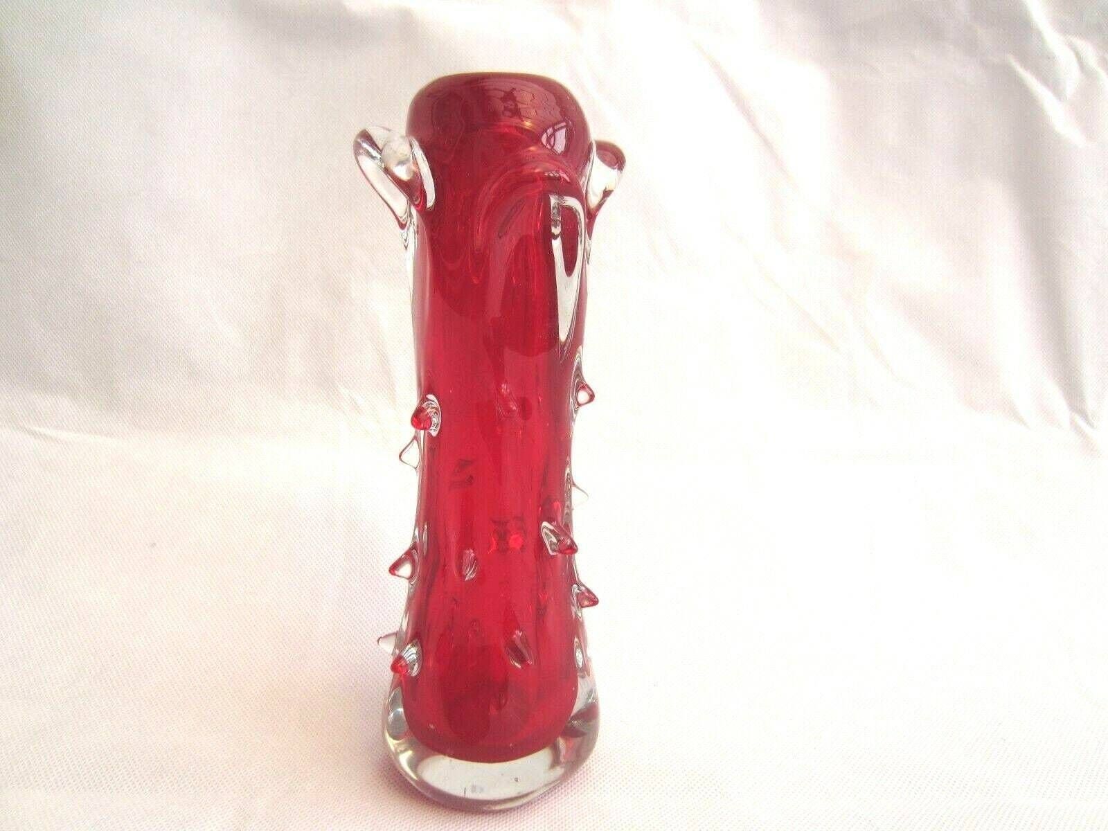 Vintage 1960s Czech Bohemian škrdlovice Jan Beránek Red Art Glass Vase photo furniture
