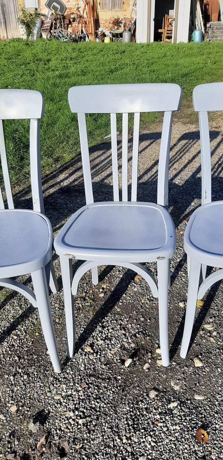 photo furniture 6 Thonet Bistro Chairs In Ceruse Wood Old Gray