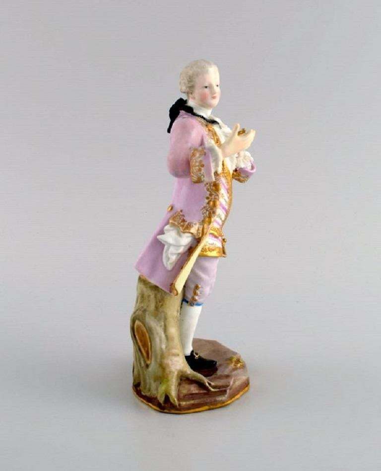 Antique Meissen Porcelain Figure, Noble Gentleman With Gold Watch photo furniture