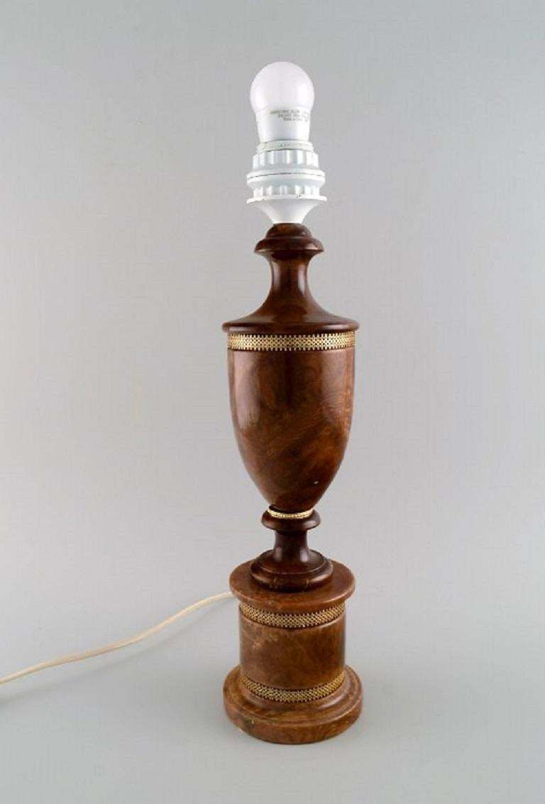 Italian Design, Large "Volterra" Alabaster Table Lamp, Classic Style, 1970/80s photo furniture