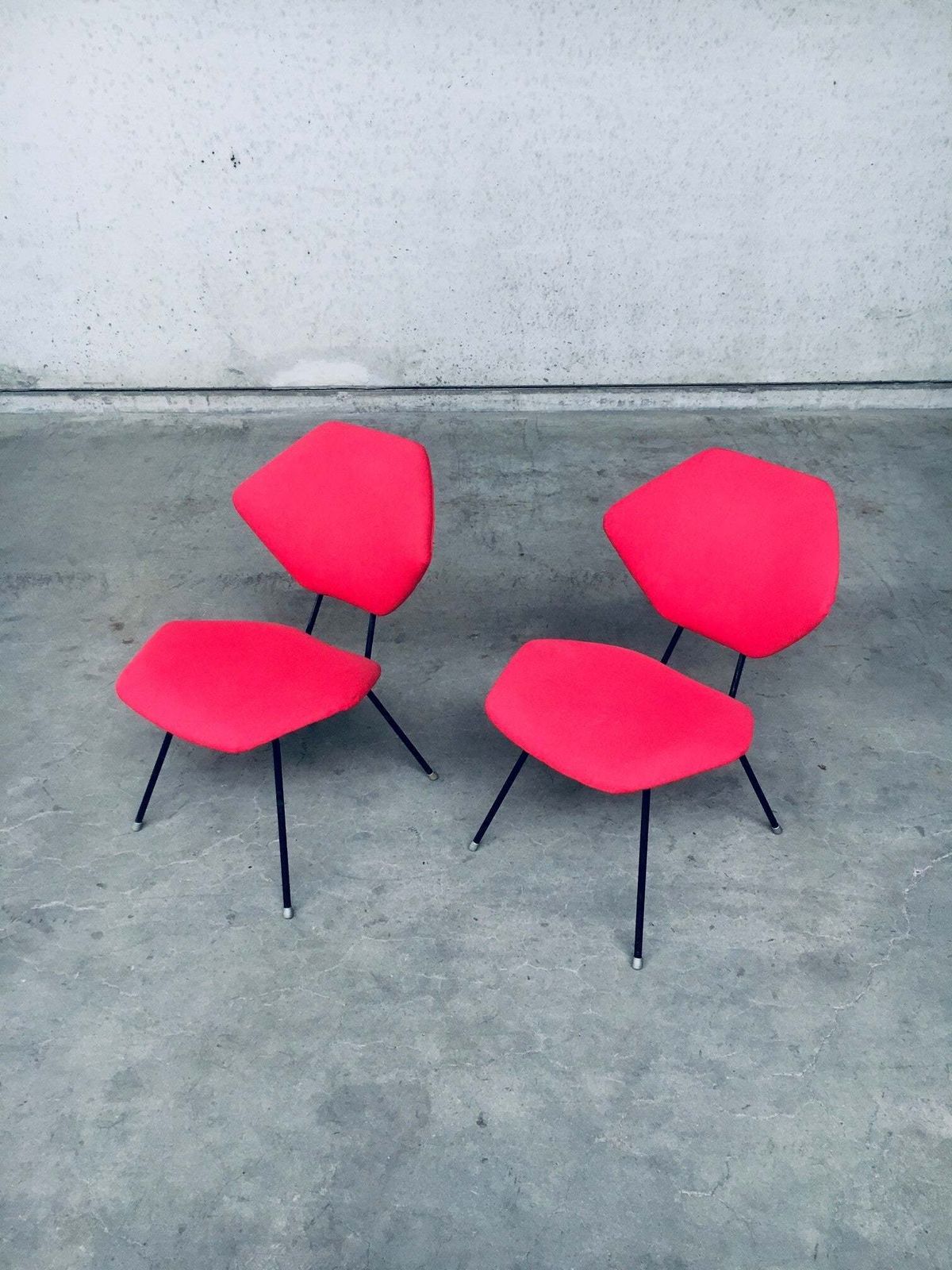 photo furniture Mid Century Modern Lage Stoelen, Set Van 2 – Italië, Ca. Jaren 1950