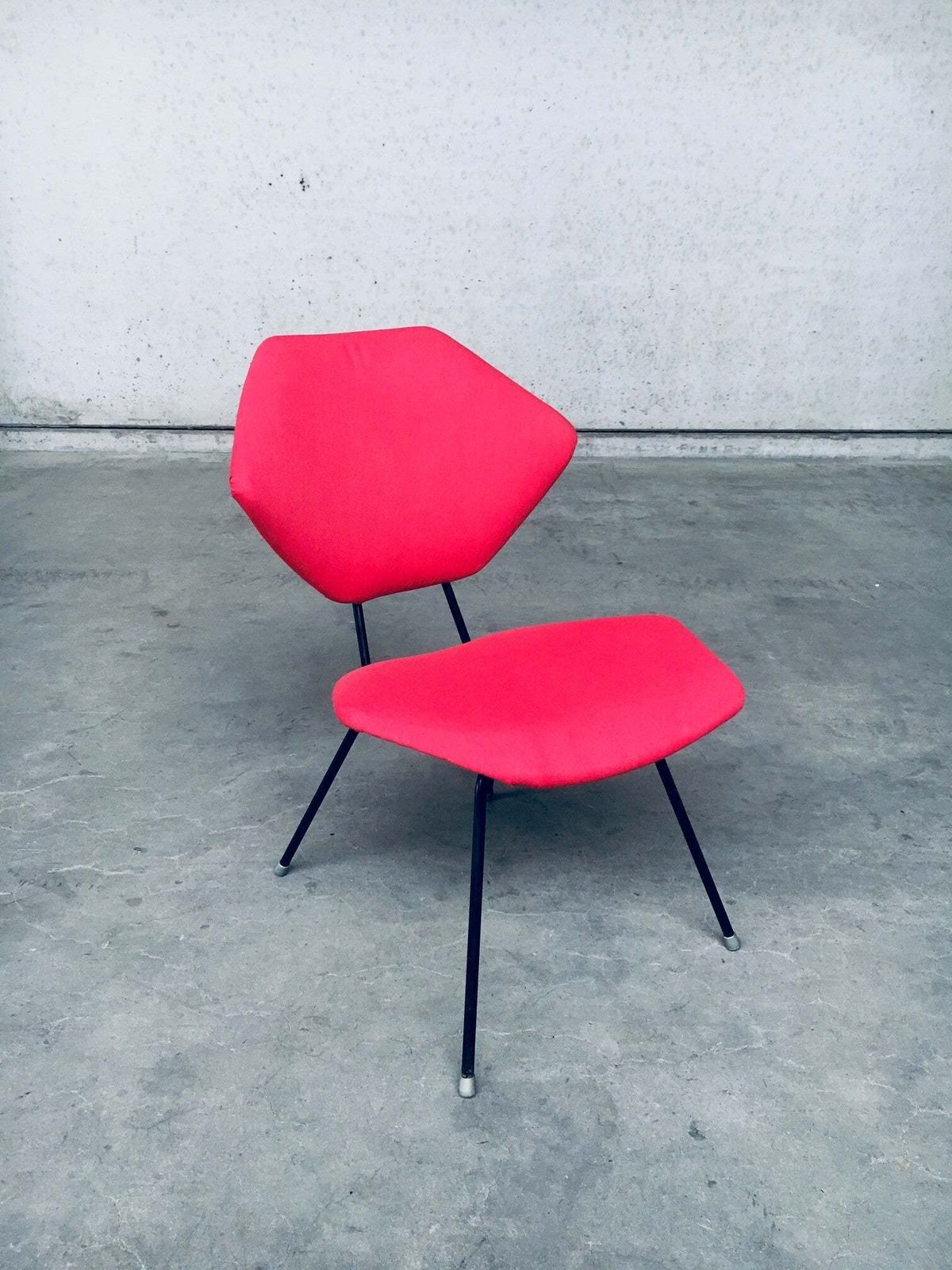 photo vintage Midcentury Modern Design Low Side Chair Set Italy 1950s