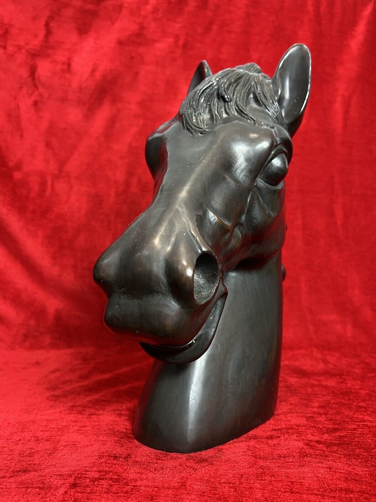 Early 20th Century Large Bronze Horse Head Showpiece photo vinterior