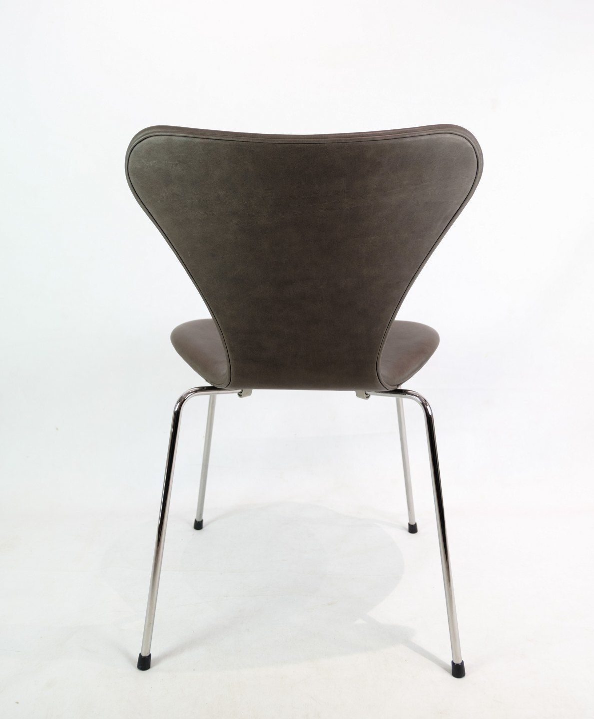 Seven Chairs Model 3107 By Arne Jacobsen For Fritz Hansen photo buy