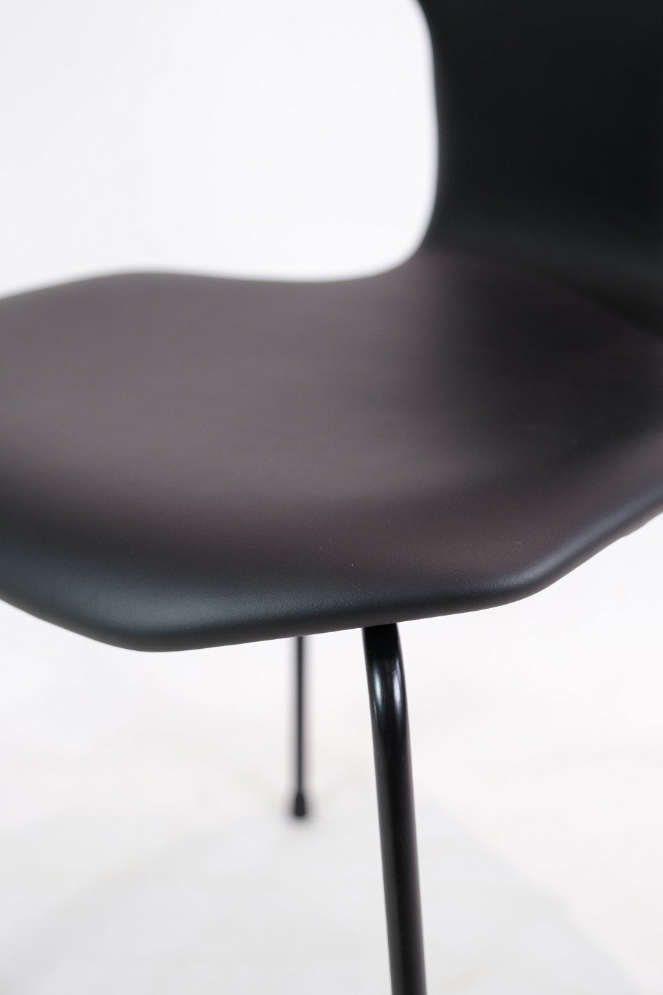 T Chair Model 3103 By Arne Jacobsen For Fritz Hansen photo Furniture