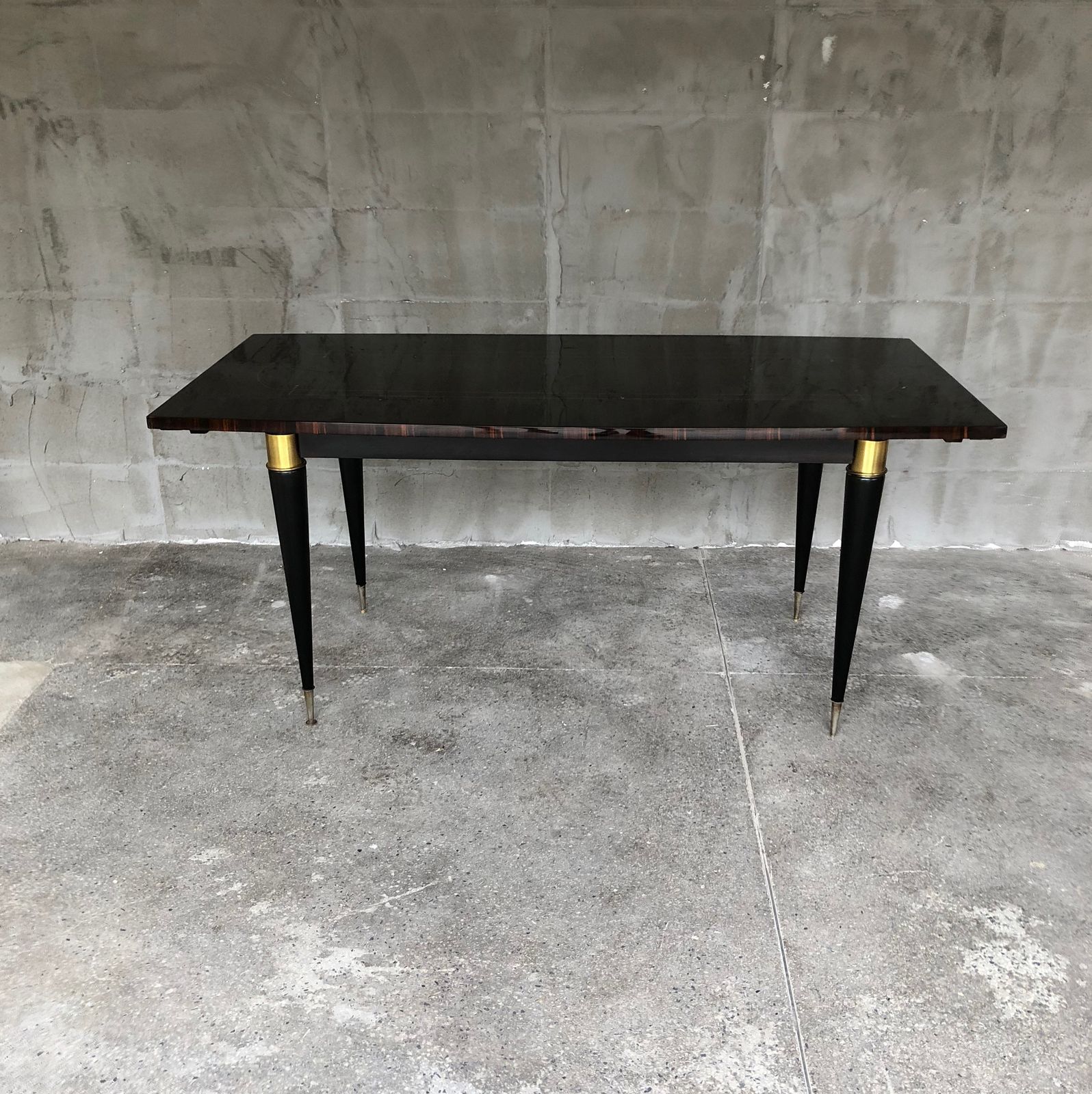 Elegant French Dining Exotic Macassar Ebony Art Deco Table, 1940s photo furniture