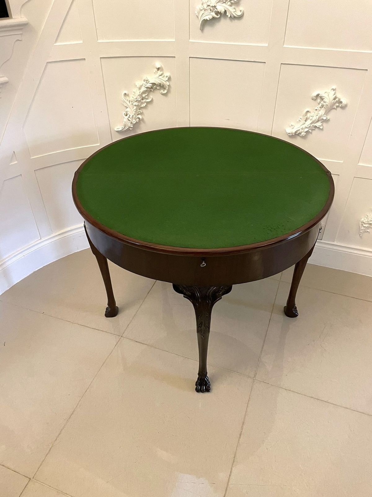 photo furniture Unusual 18th Century Antique Quality Mahogany Irish Triple Top Card Table