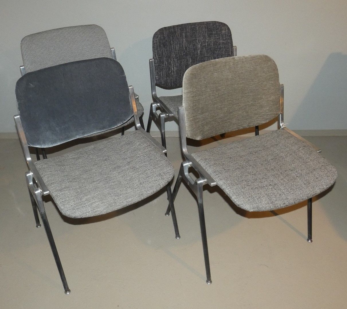 Set Of 4 Cotton And Velvet Model Dsc 106 Dining Chairs By Giancarlo Piretti For Castelli / Anonima Castelli, Italy 1960s photo furniture