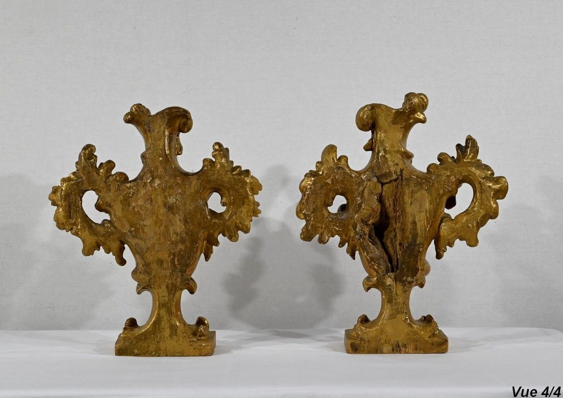 photo vintage Florentine Fire Pots In Golden Linden   Late 18th Century