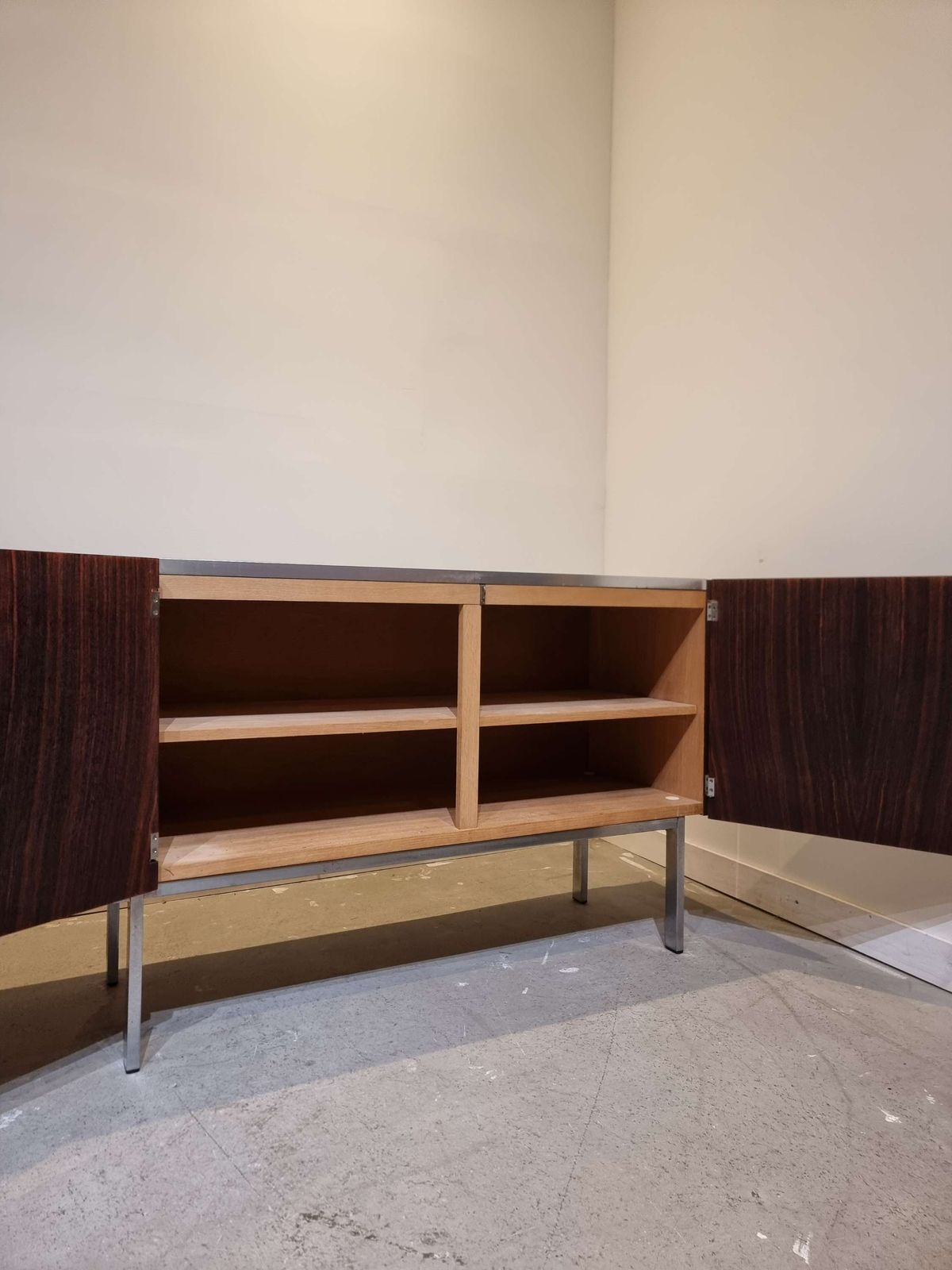 Meubels Rozenhout Dressoir Met Travertijnen Blad Van Etienne Fermigier, 1961, Frankrijk photo