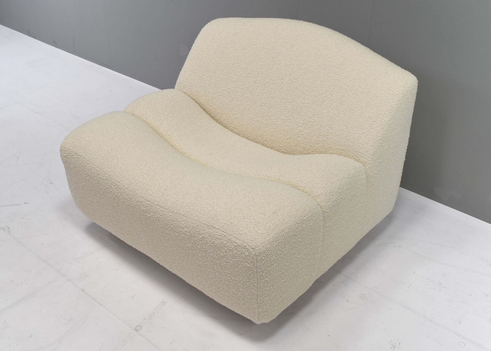 Abcd Armchair By Pierre Paulin For Artifort New Upholstery, Netherlands   1968 photo vinterior
