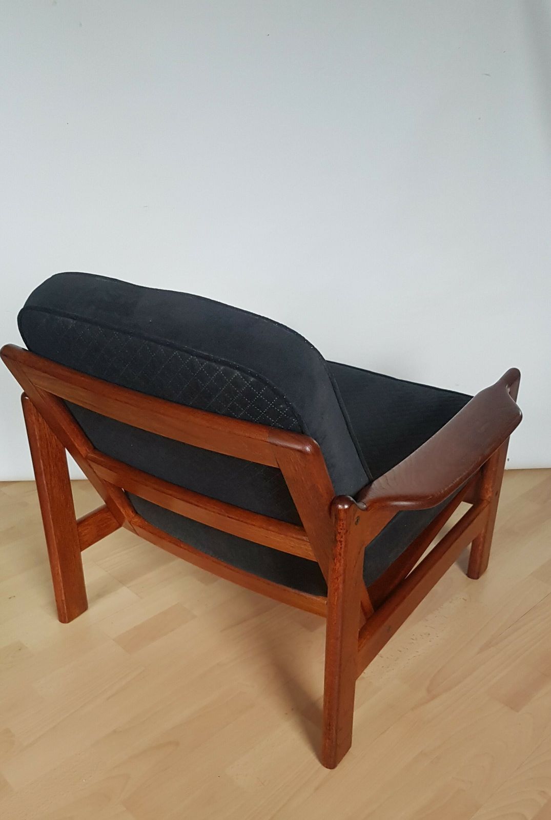 Teak Armchair , Danish Design 1960s photo vinterior